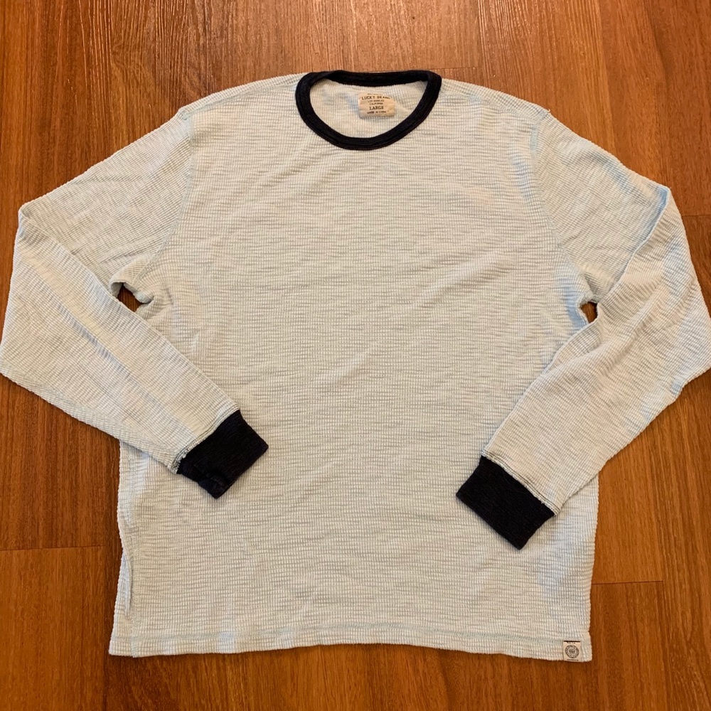 Lightly Worn Lucky Brand Men’s Light Blue Thermal!